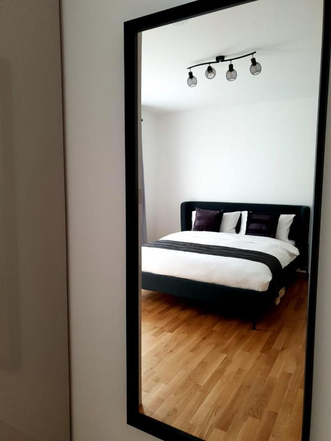 Strassen - 2 Bed Designer Flat Appartement Buitenkant foto